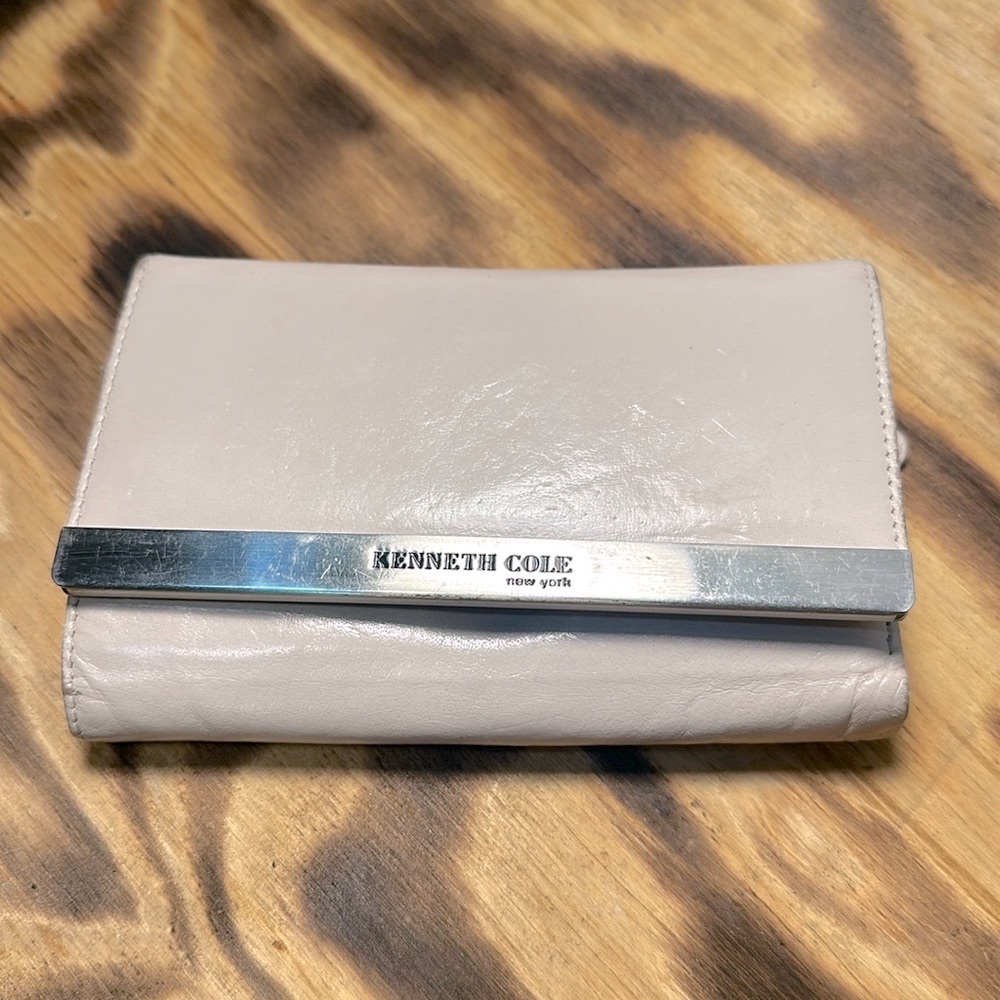 Kenneth Cole Patent Leather Snap Wallet